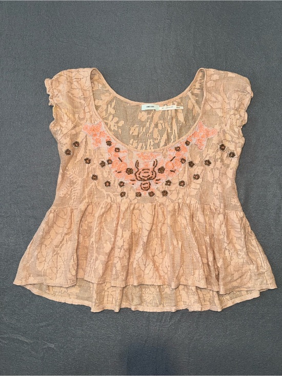 Kimchi Blue Tops - Kimchi Blue XS Lace Peplum Top Beaded Embroidered Boho